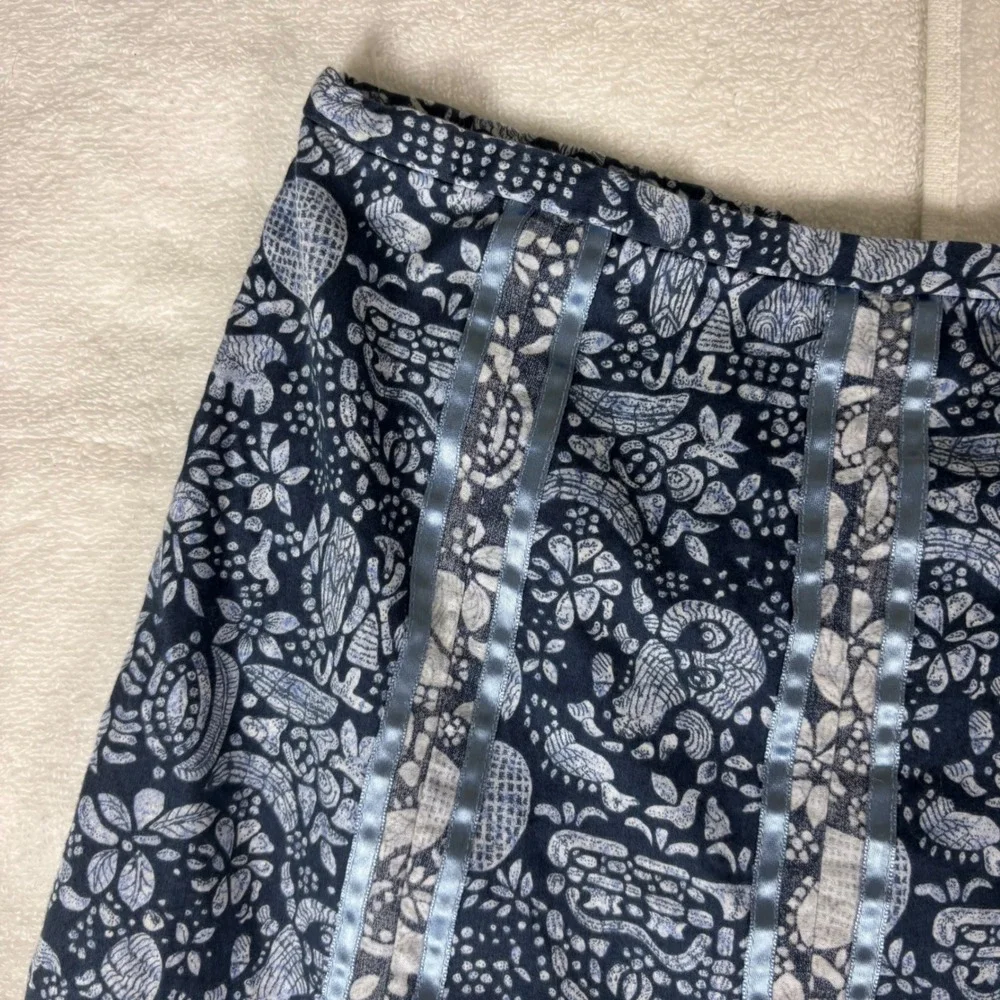 PERUVIAN CONNECTION Pima Cotton Fit Flare MIDI Skirt Womens 12 Blue White Floral - Picture 7 of 9